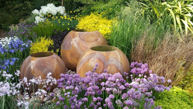 3WaterVasesRHSChelsea2014Nottinghillyummymummy